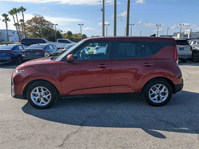 2022 Kia Soul LX