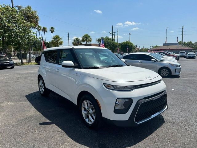 2022 Kia Soul LX