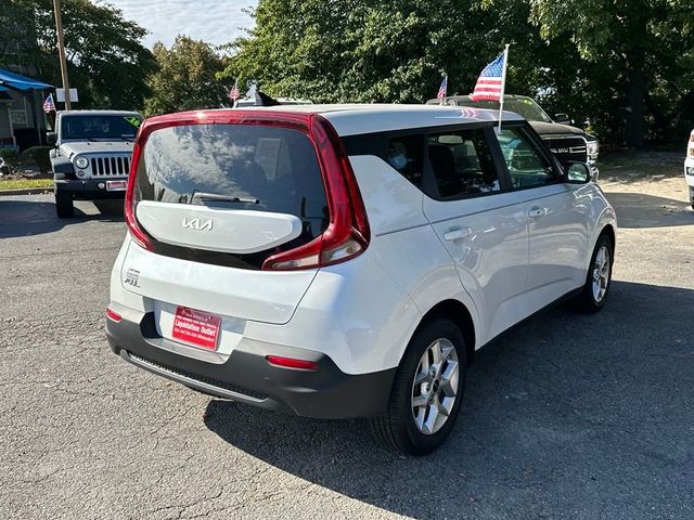 2022 Kia Soul S