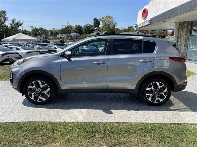 2022 Kia Sportage EX