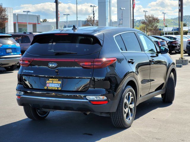 2022 Kia Sportage LX