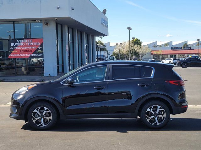 2022 Kia Sportage LX