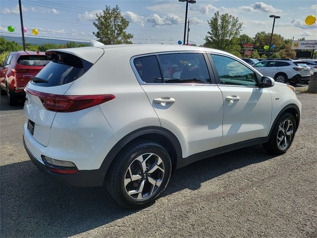 2022 Kia Sportage LX