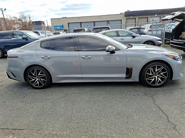 2022 Kia Stinger GT-Line