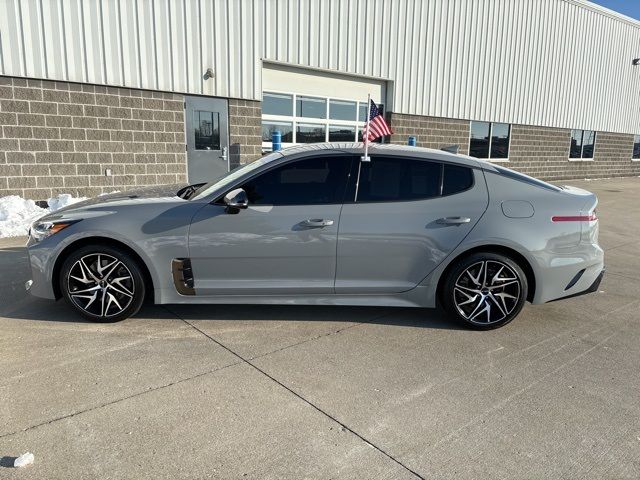 2022 Kia Stinger GT-Line