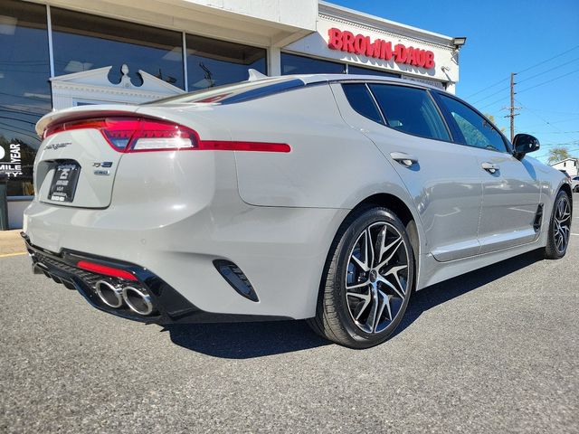 2022 Kia Stinger GT-Line