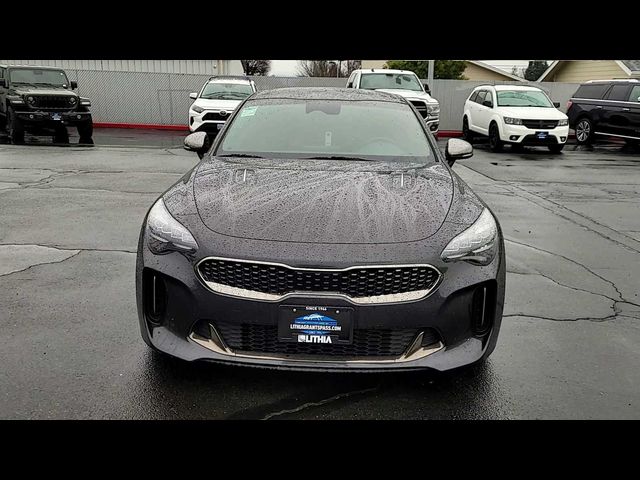 2022 Kia Stinger GT-Line