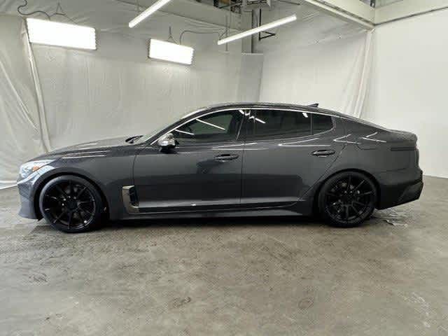 2022 Kia Stinger GT-Line