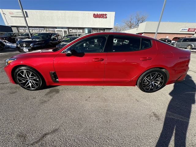 2022 Kia Stinger GT-Line