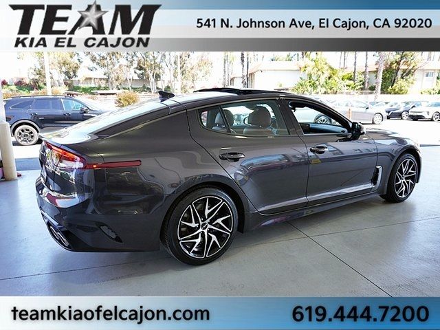 2022 Kia Stinger GT-Line