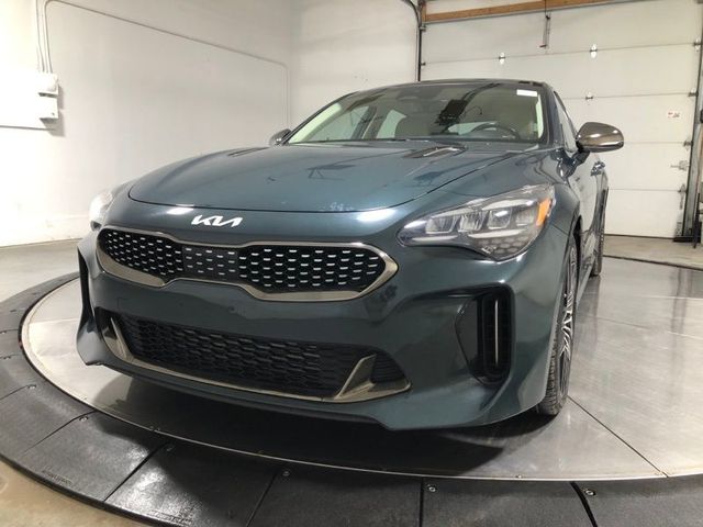 2022 Kia Stinger GT1