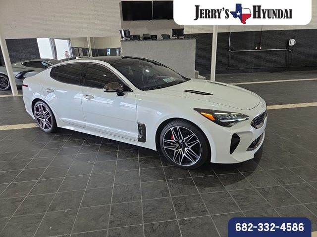 2022 Kia Stinger GT1
