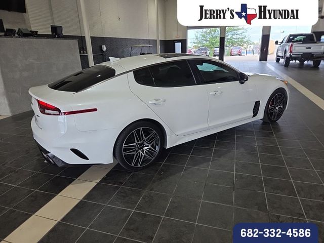 2022 Kia Stinger GT1