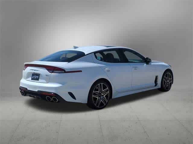 2022 Kia Stinger GT1