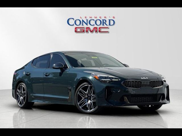 2022 Kia Stinger GT1