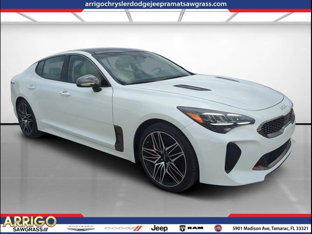 2022 Kia Stinger GT1