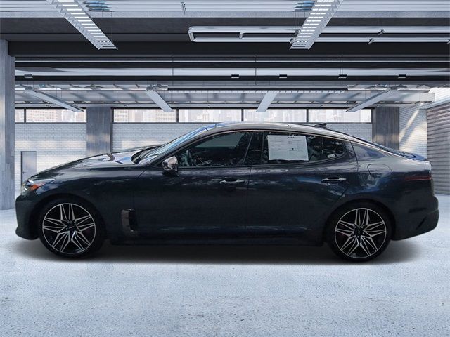 2022 Kia Stinger GT1