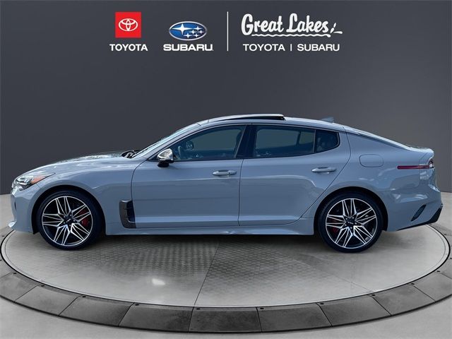 2022 Kia Stinger GT1