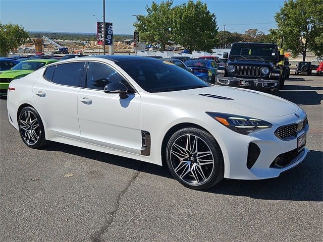 2022 Kia Stinger GT1