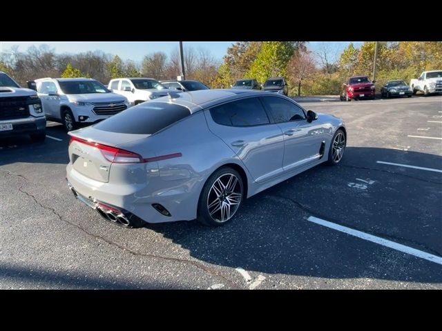 2022 Kia Stinger GT1