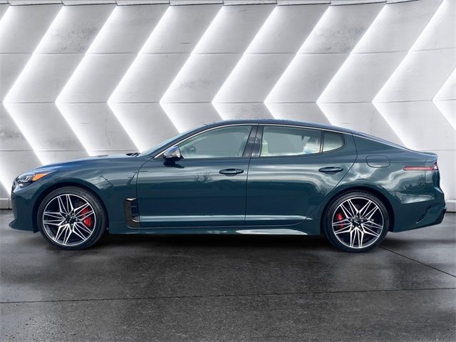 2022 Kia Stinger GT1