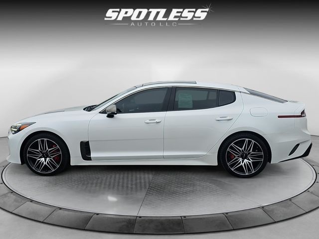 2022 Kia Stinger GT1