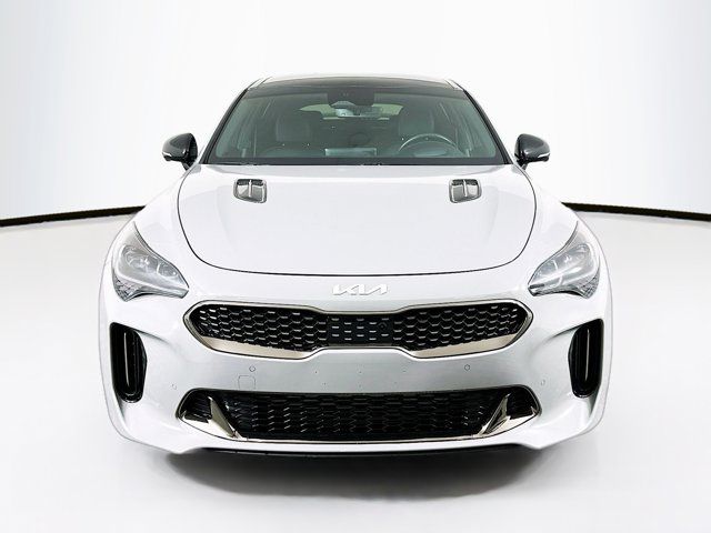 2022 Kia Stinger GT2