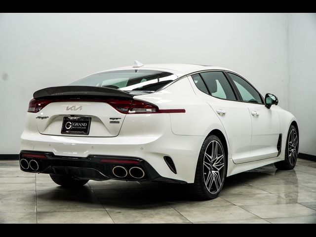 2022 Kia Stinger GT2