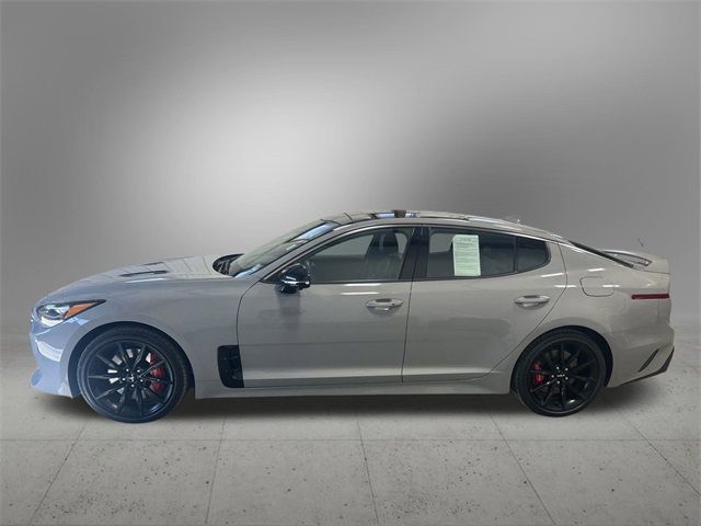 2022 Kia Stinger GT2