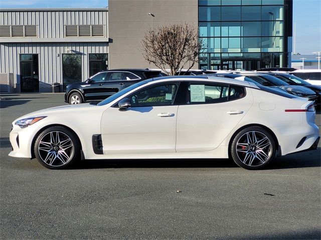 2022 Kia Stinger GT2