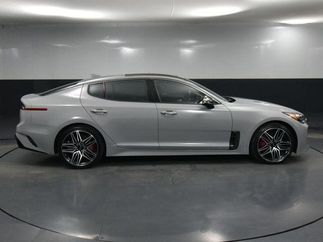 2022 Kia Stinger GT2