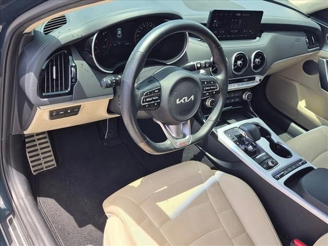 2022 Kia Stinger GT2