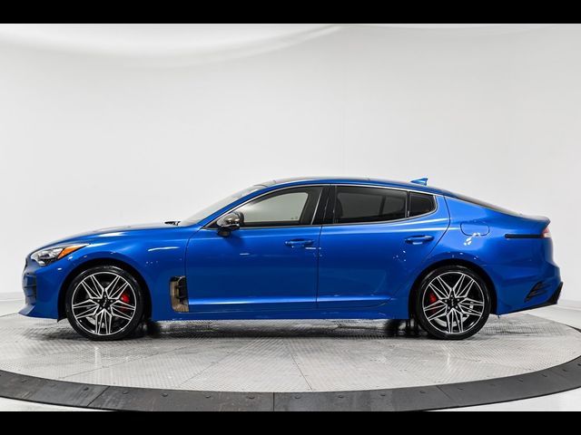 2022 Kia Stinger GT2