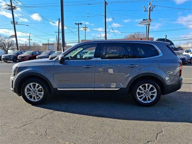 2022 Kia Telluride LX