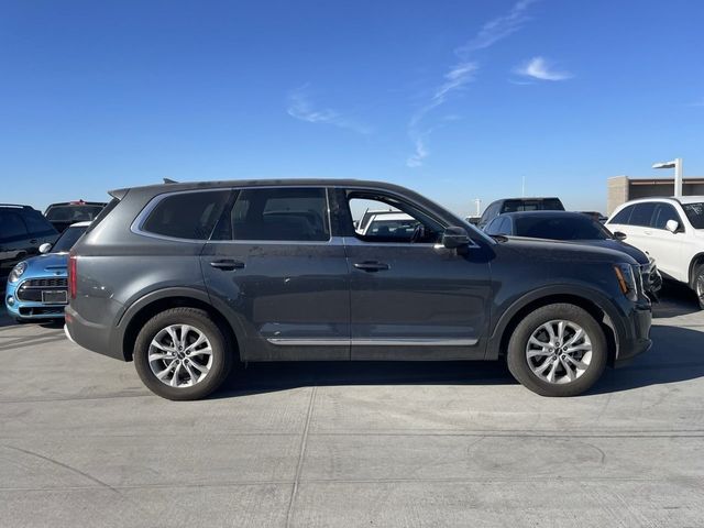 2022 Kia Telluride LX