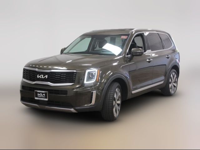 2022 Kia Telluride LX