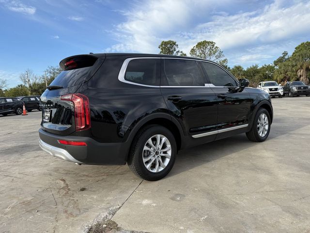 2022 Kia Telluride LX