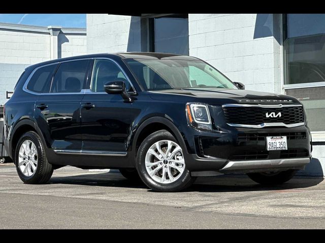 2022 Kia Telluride LX