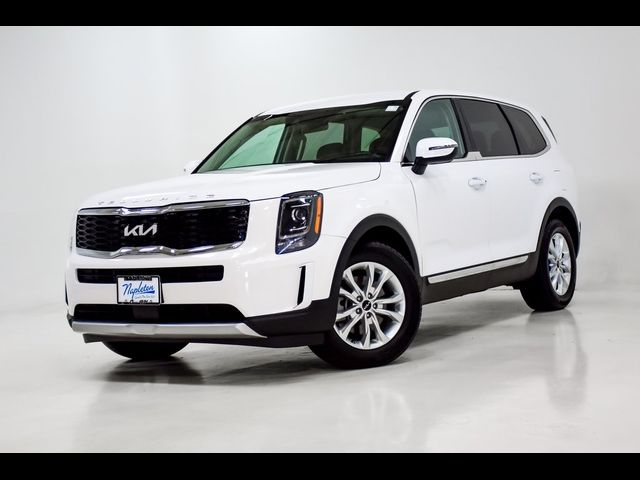 2022 Kia Telluride LX