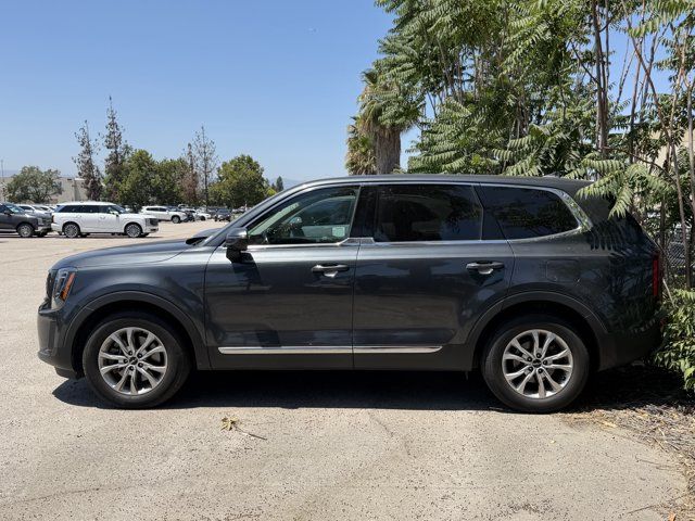 2022 Kia Telluride LX