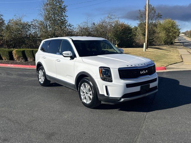 2022 Kia Telluride LX