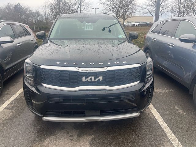 2022 Kia Telluride LX