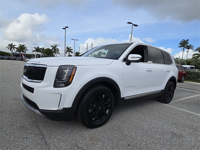 2022 Kia Telluride LX