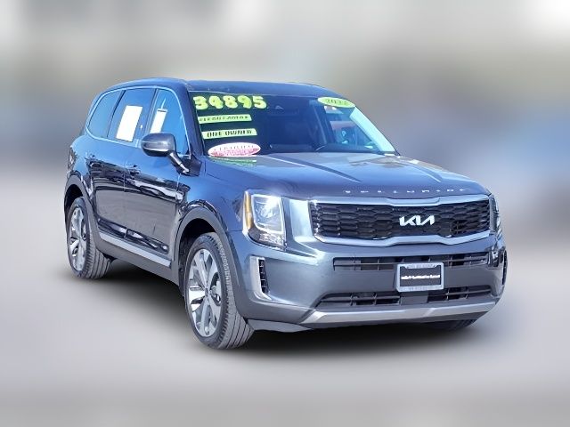 2022 Kia Telluride S