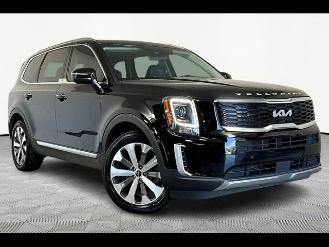 2022 Kia Telluride S