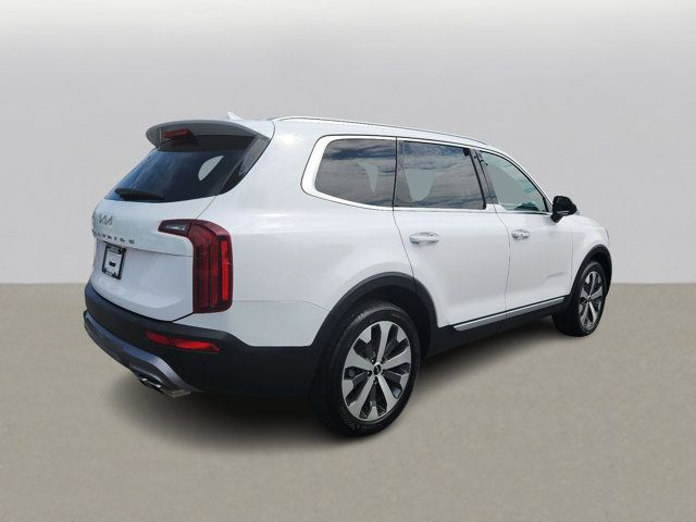 2022 Kia Telluride S