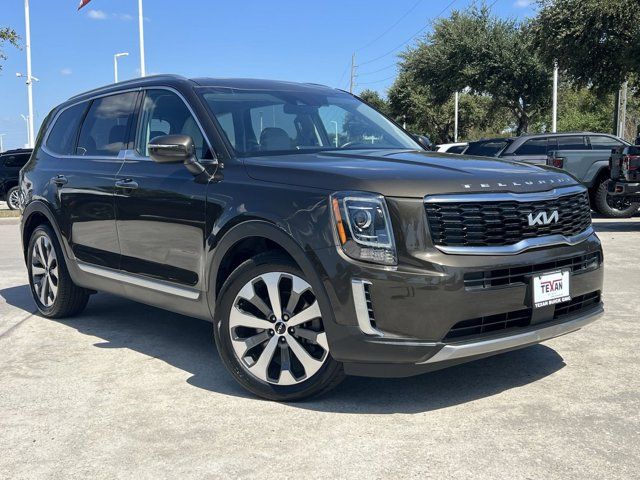 2022 Kia Telluride S