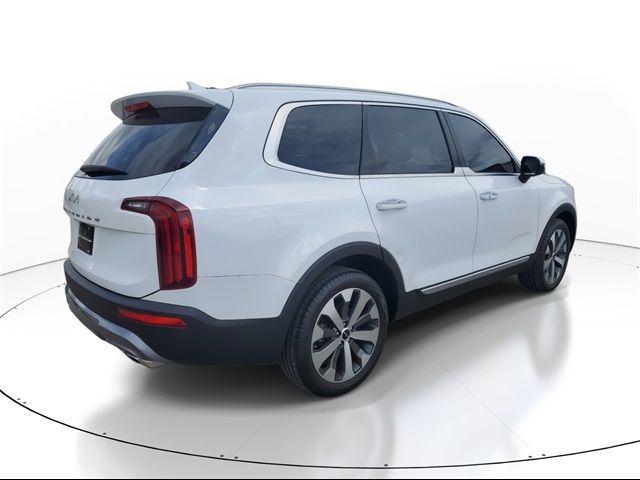 2022 Kia Telluride S