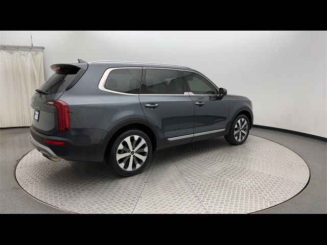 2022 Kia Telluride S