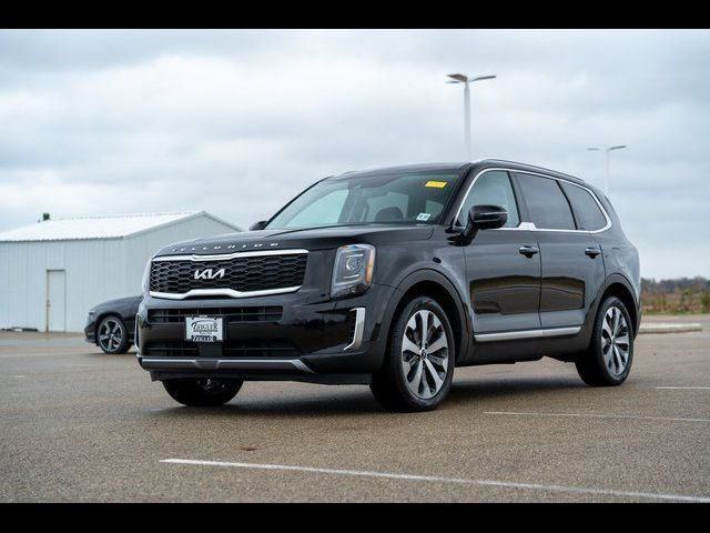 2022 Kia Telluride S